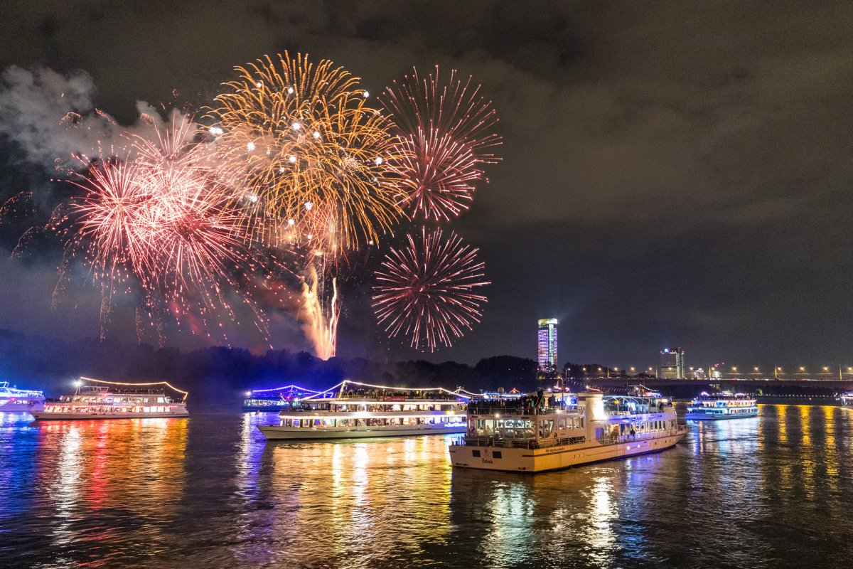 Das Rhein im Flammen